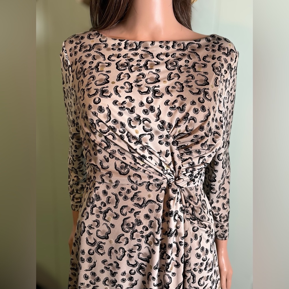 Anthropologie Tracy Negoshian Dress. Medium. Gray, Black, Gold. Washable Stretch - Picture 2 of 6